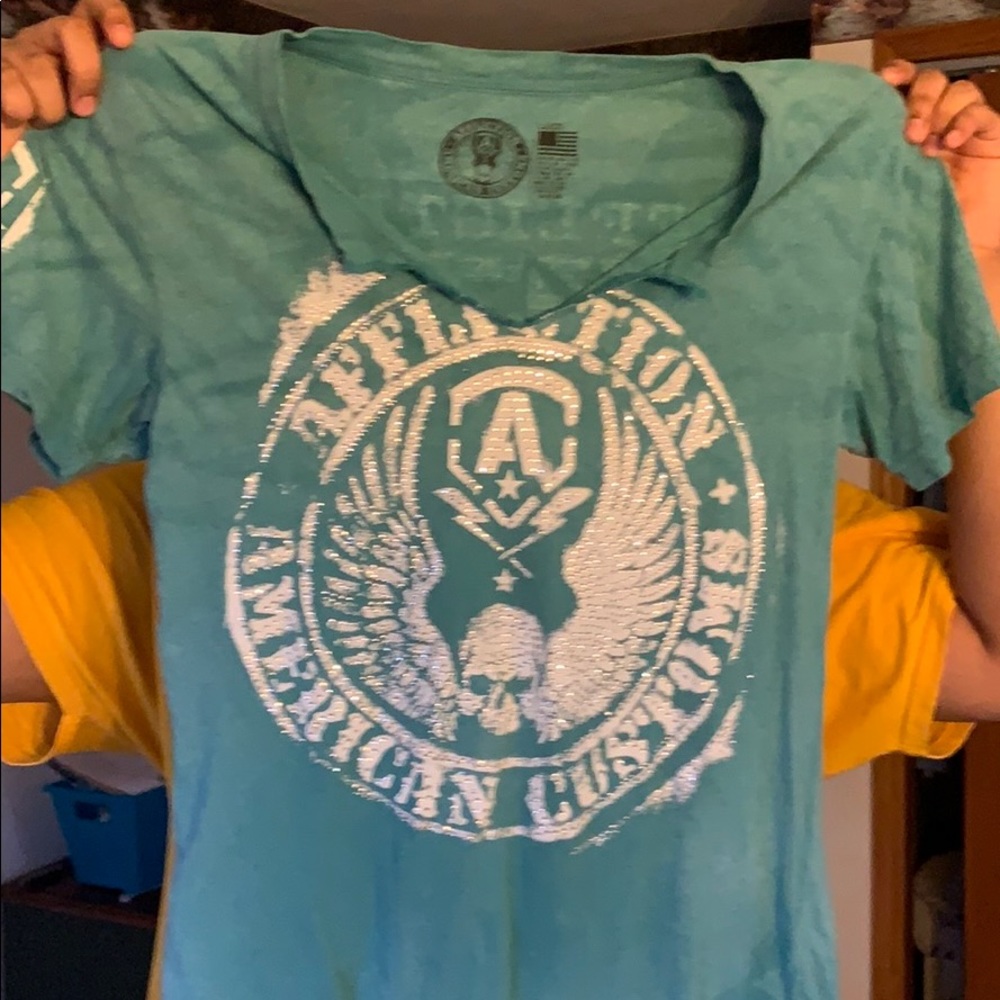 Tee shirt